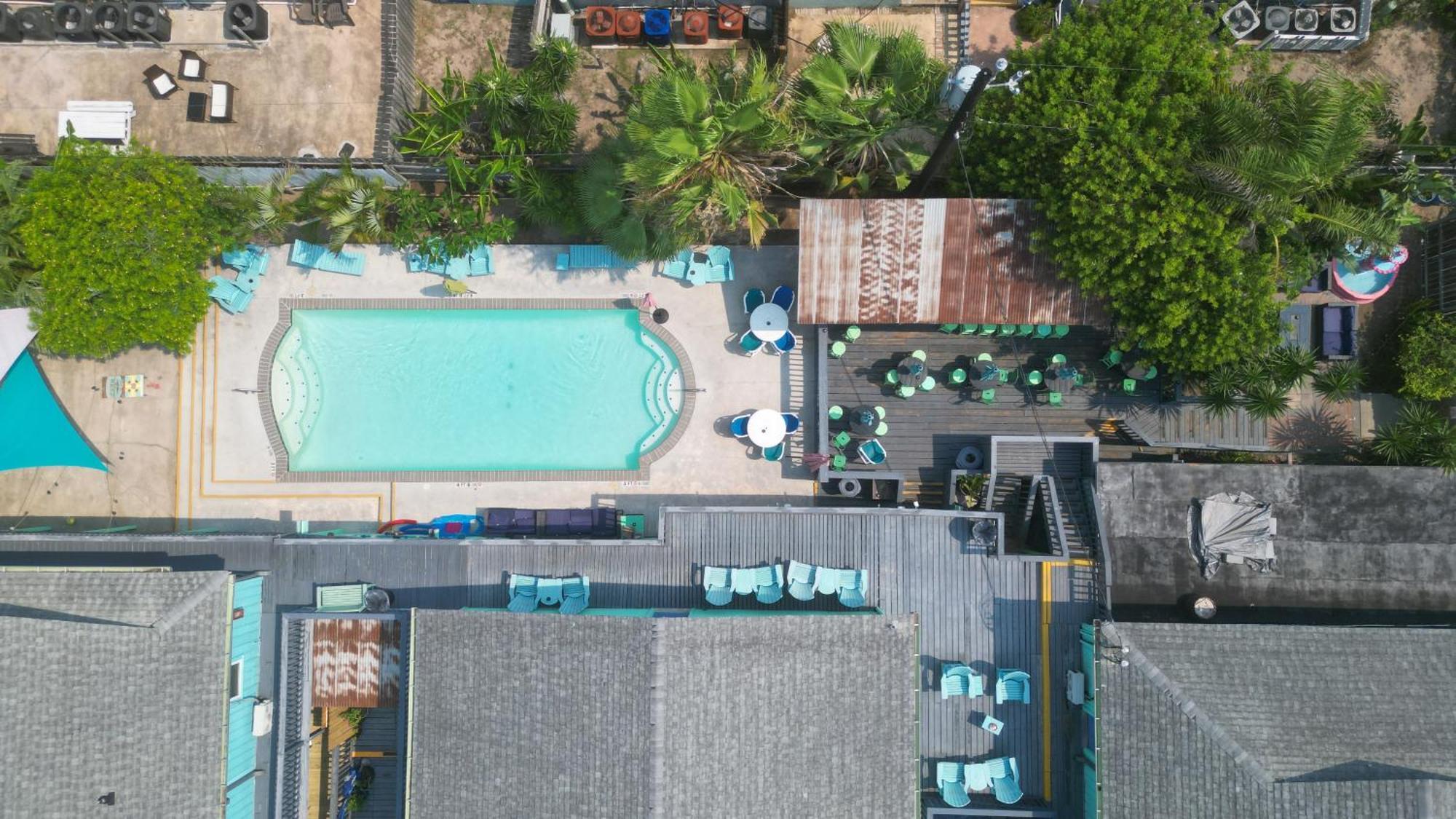 Upper Deck Hotel And Bar - Adults Only South Padre Island Εξωτερικό φωτογραφία